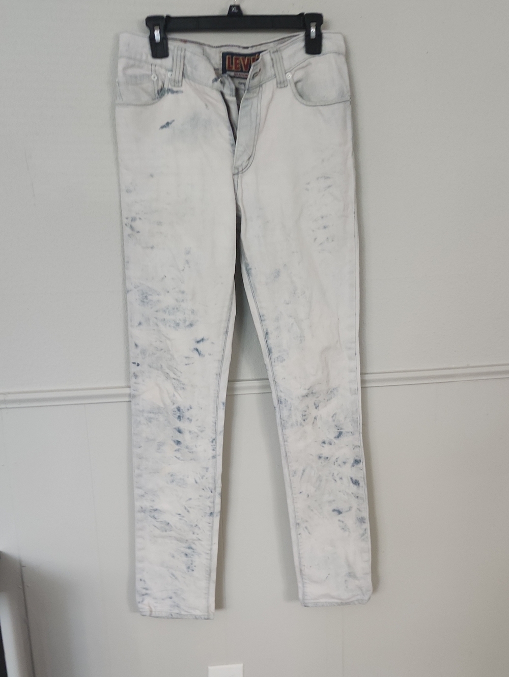 Levi's Women's White Skinny Jeans with Light Blue Acid Effect